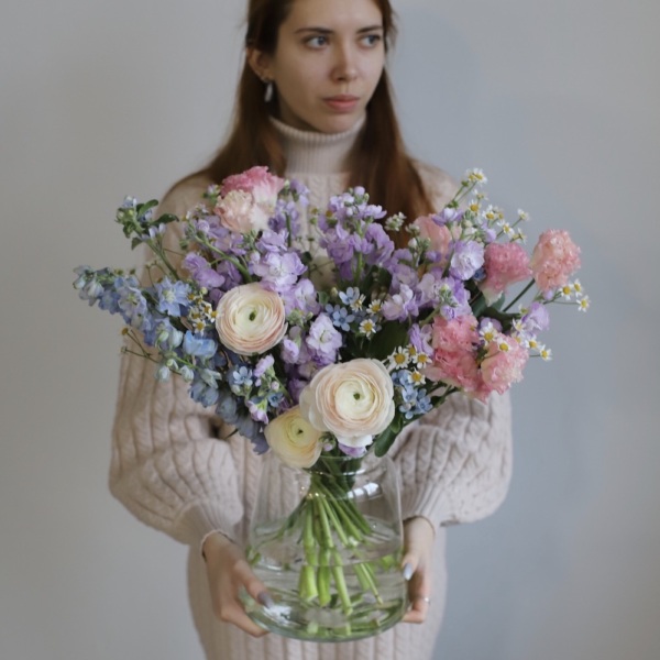 Watercolor bouquet in a vase - Размер M