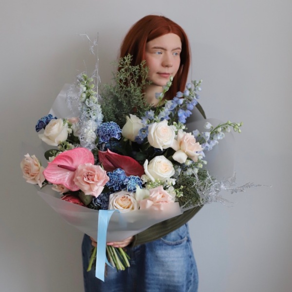 Signature bouquet "The Swan Princess" - Размер L