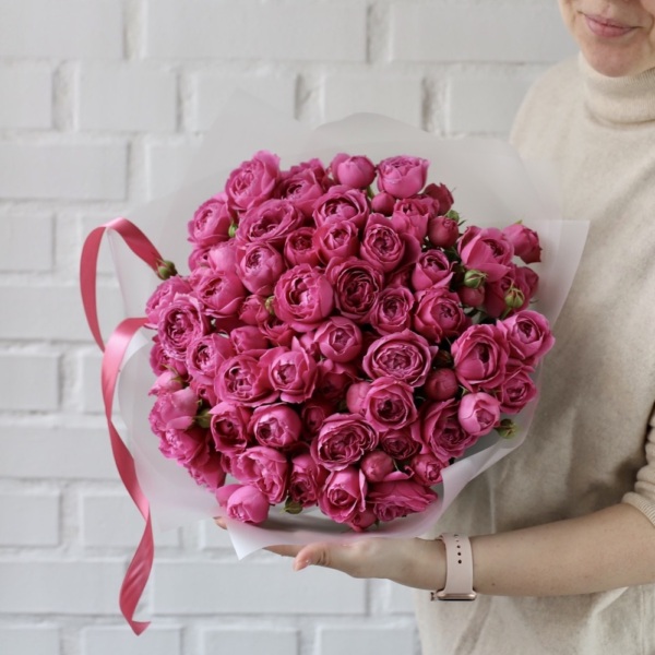 Misty Bubbles spray rose -  39 кустовых роз 