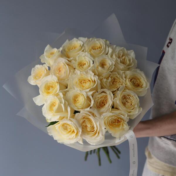 Bouquet of Ecuadorian roses "Candelaite" - 19 роз