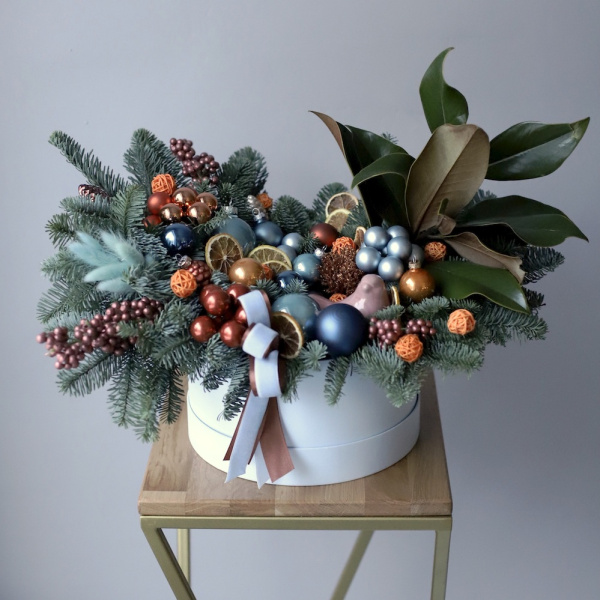 “New Year low hat box 'Blue orange'”