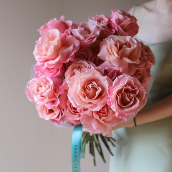 Bouquet of roses "Moscow sunset" - 25 роз