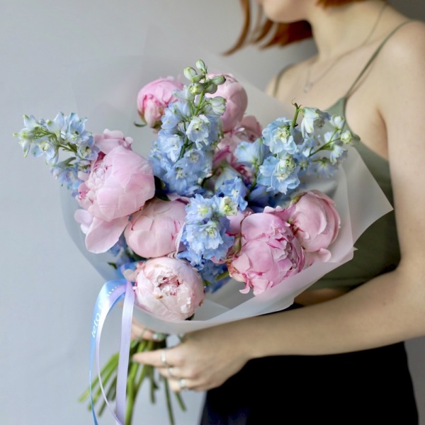 Peony with Delphinium - Размер S