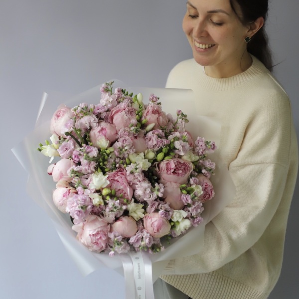 Peony with Stock and Freesia - Размер L