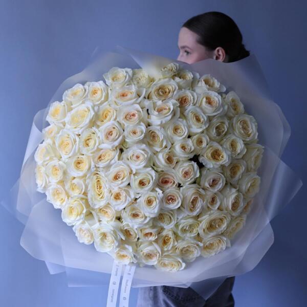 Bouquet of Ecuadorian roses "Candelaite" - 75 роз