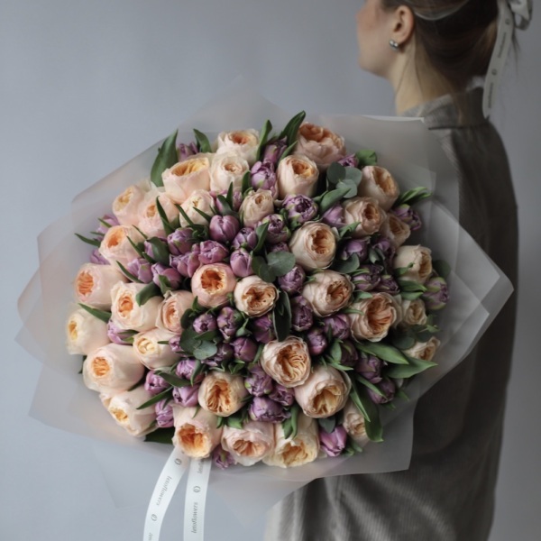 Garden Roses with Tulips - Размер L