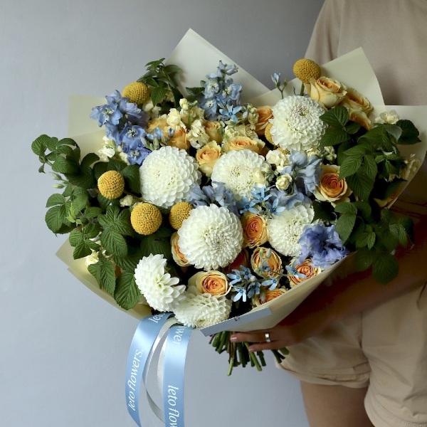 Signature bouquet Gemini - Размер M