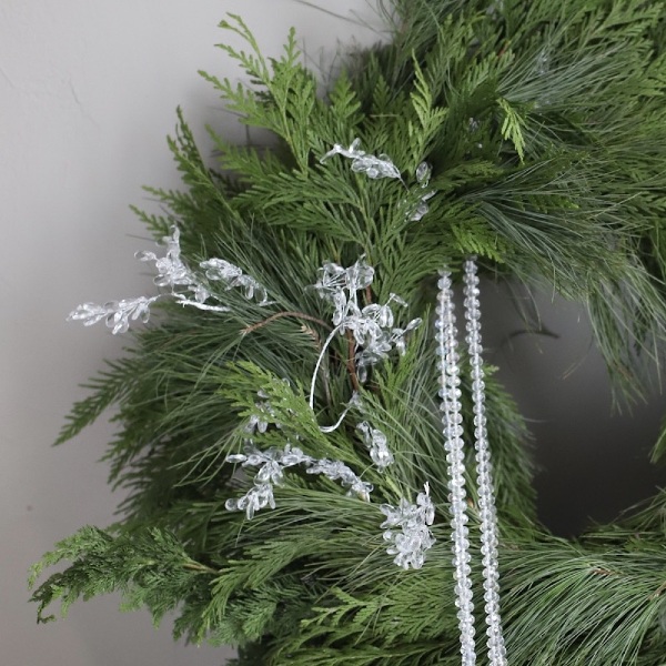 Christmas wreath 'Spring drops'