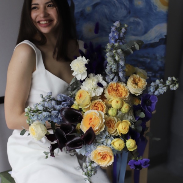 Signature bouquet "Starry night" -  Размер L 