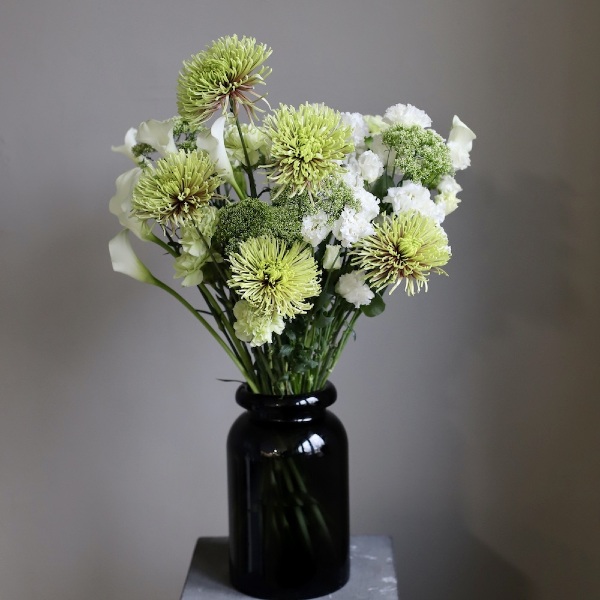 Green bouquet in a vase - Размер L (ваза может отличаться)