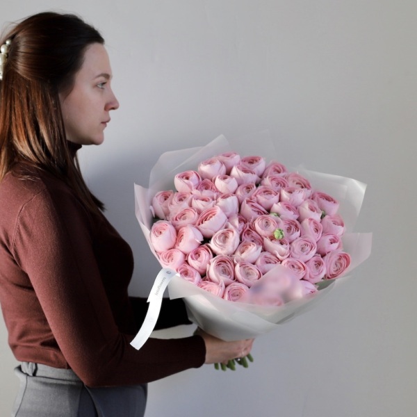 Light-Pink Ranunculus Light-Pink Ranunculus - 49 ранункулюсов