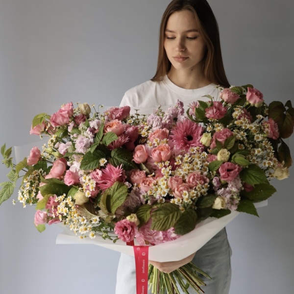 Pink signature bouquet -  Размер L 