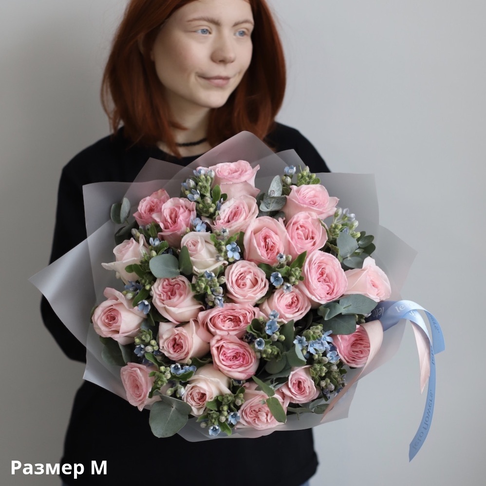 Garden Roses with Oxypetalum Garden Roses with Oxypetalum -  Размер M