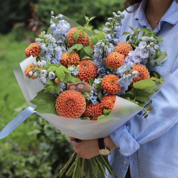 Bouquet for student "Kesha parrot" - Размер L