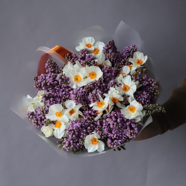 Lilac with Daffodils - Размер M