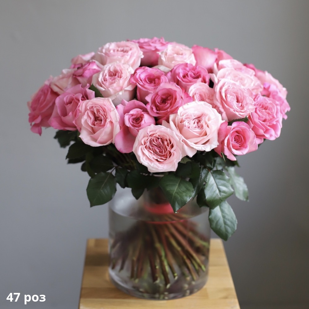 Garden Roses in a vase Garden Roses in a vase -  47 роз