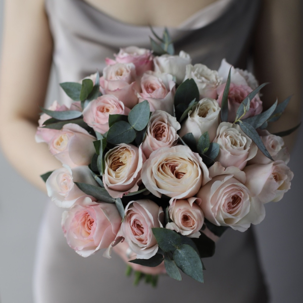Bridal bouquet of David Austin roses Keira - Размер M 