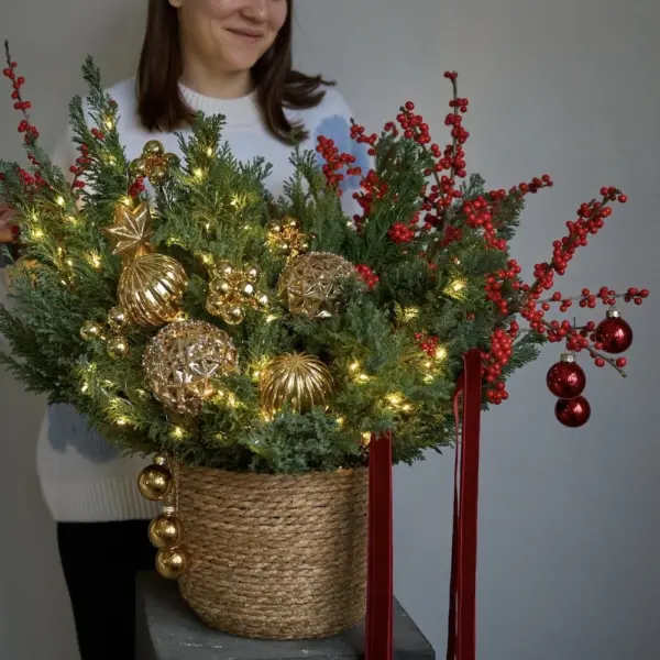 New Year basket 'Golden red' - Размер L