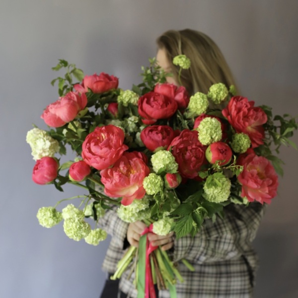 Peonies with Viburnum - Размер M