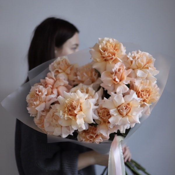 Bouquet of Roses "Peachy fresh" - 23 розы