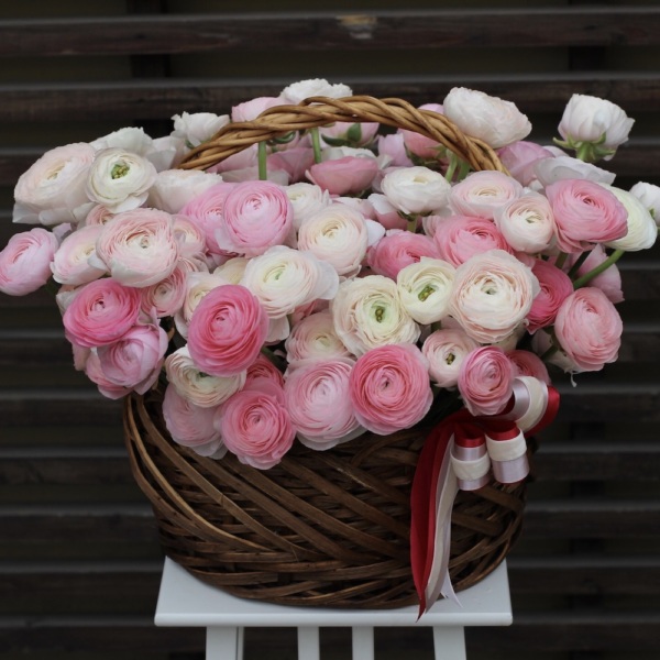 Ranunculus in a basket - Размер 2XL