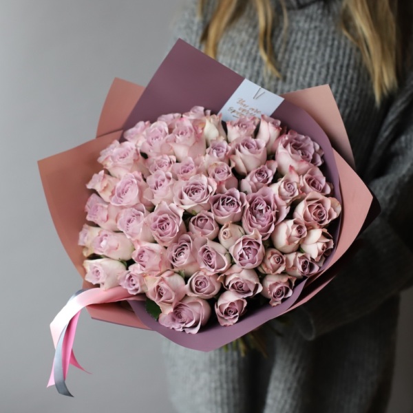 Lilac roses Lilac roses -  49 роз