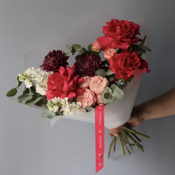 Surprise on a florist taste, bright - Размер S