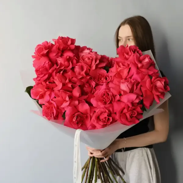 Bouquet of roses "Raspberry sherbet" - 25 роз