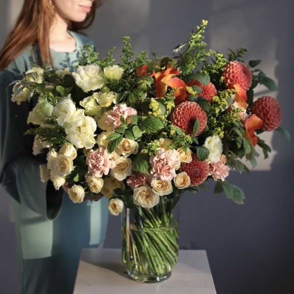 Summer bouquet in a vase - Размер L