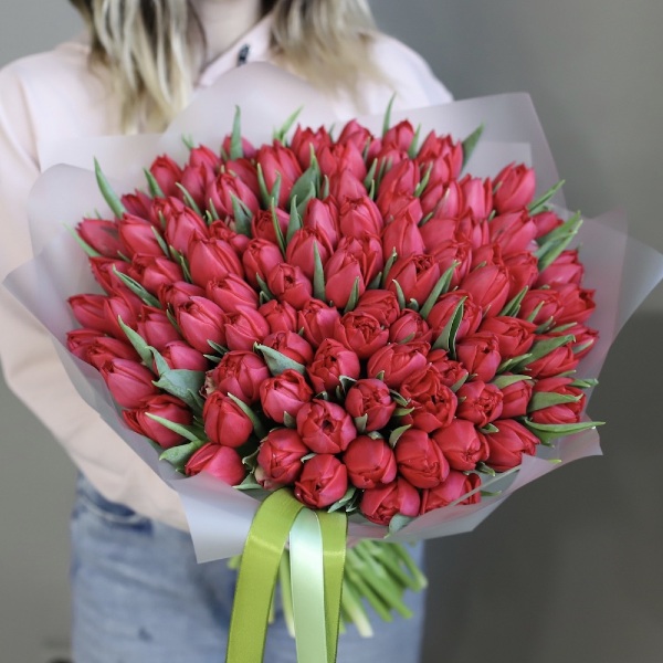 Red Tulips Spitfire - 99 тюльпанов