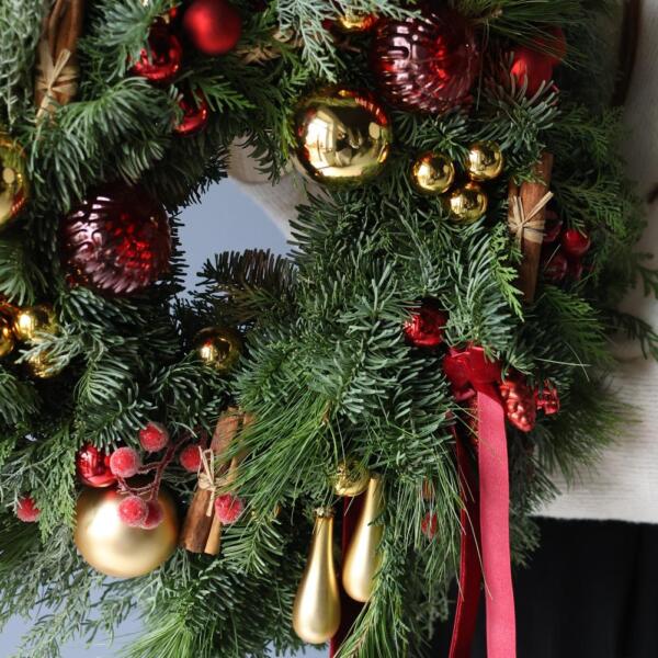 Christmas wreath 'Golden red' - 45-50 см