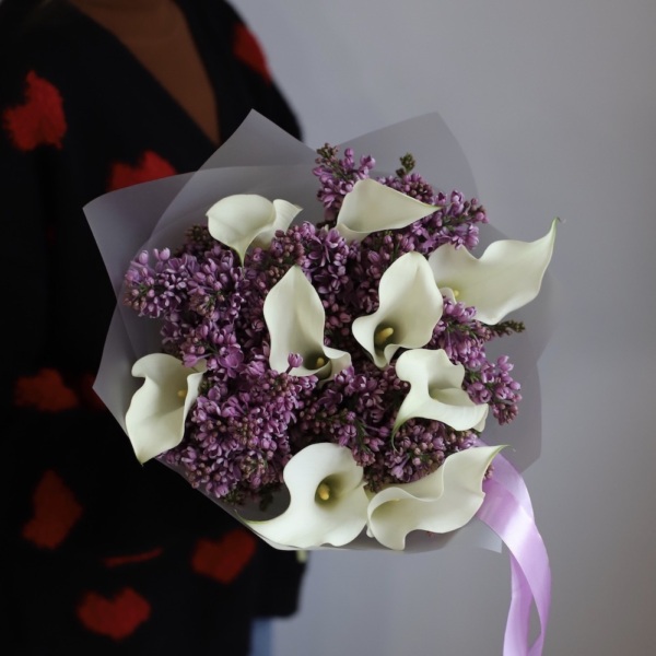 Calla lily with Lilac, dark - Размер S