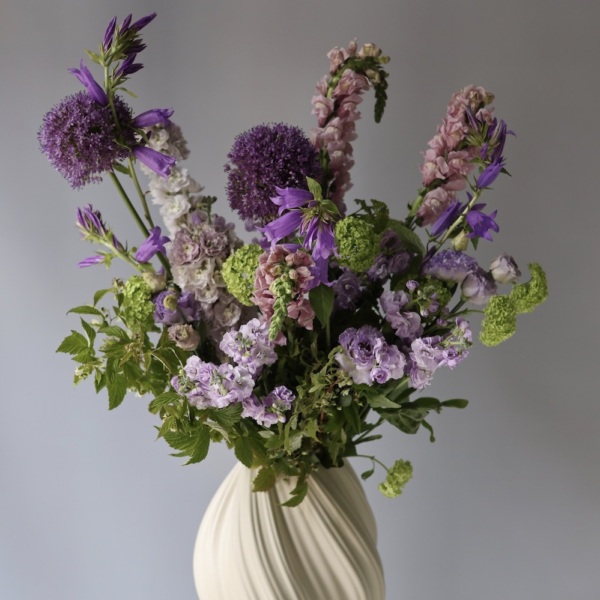Lavender bouquet in a vase -  Размер M
