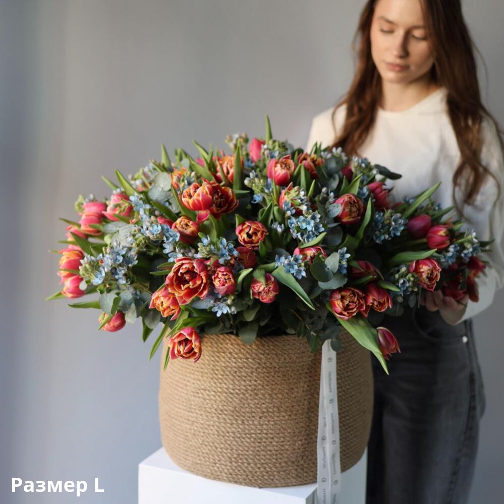 Basket with Tulips and Oxypetalum -  Размер L
