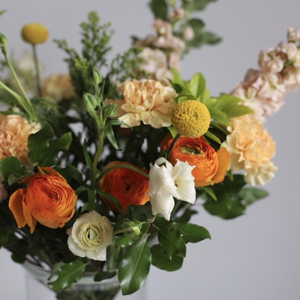 Peachy bouquet in a vase - Размер M