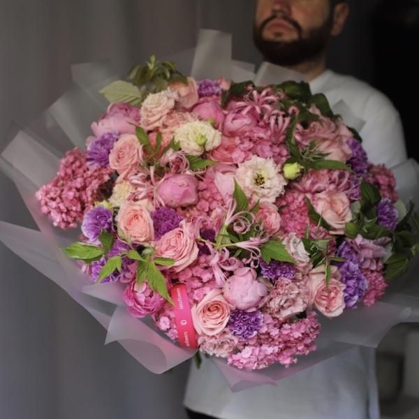 Berry signature bouquet -  Размер L 