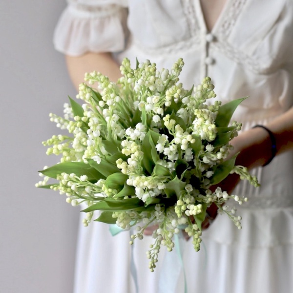 Bridal bouquet of Lilies of the Valley Bridal bouquet of Lilies of the Valley - Размер L