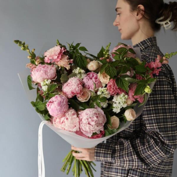 Surprise on a florist taste, light - Размер L