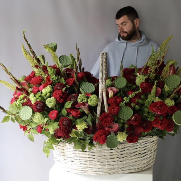 Red Signature basket - Размер между 5XL и 6XL