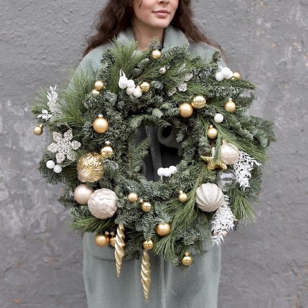 Christmas wreath 'Champagne splashes' - Размер 50-55 см