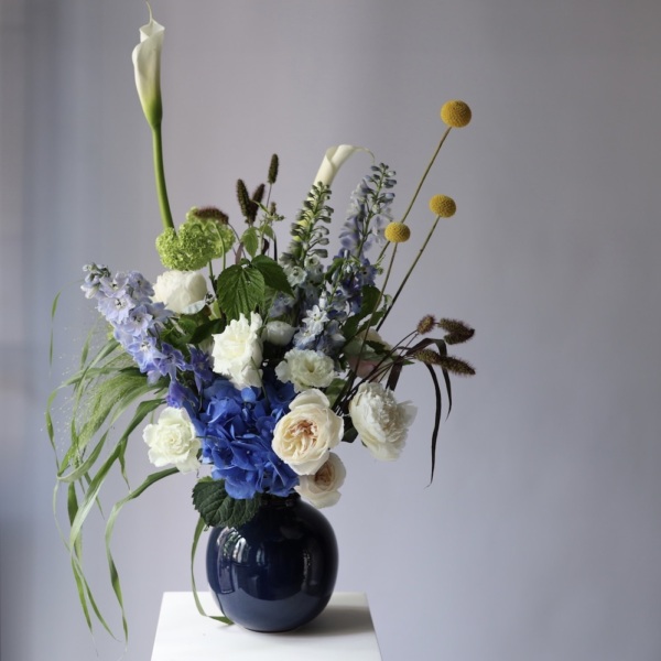 Blue bouquet in a vase -  Размер L 