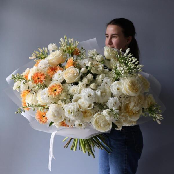 Creamy white signature bouquet - Размер 3XL