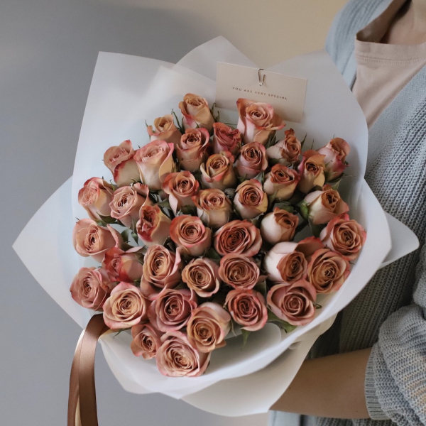 Cappuccino roses - 39 роз