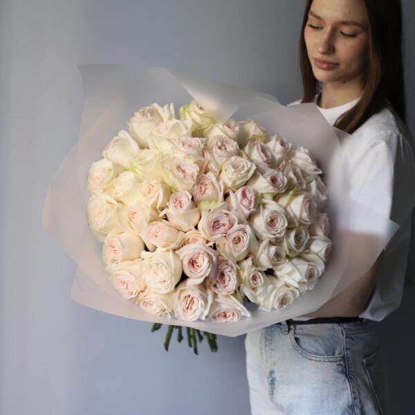White Ohara Rose - 47 роз
