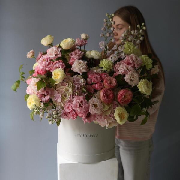Pink signature hat box - Размер XL
