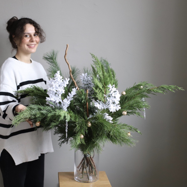 Winter bouquet in a vase “Marengo”, photo 2