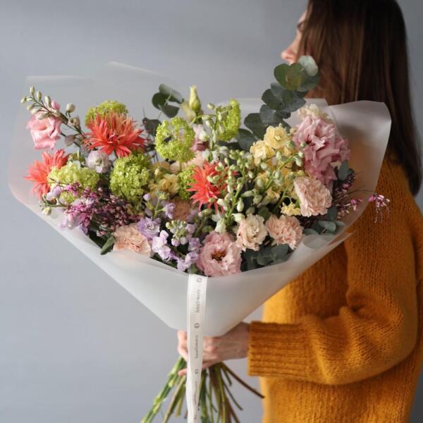 Surprise on a florist taste, light - Размер L