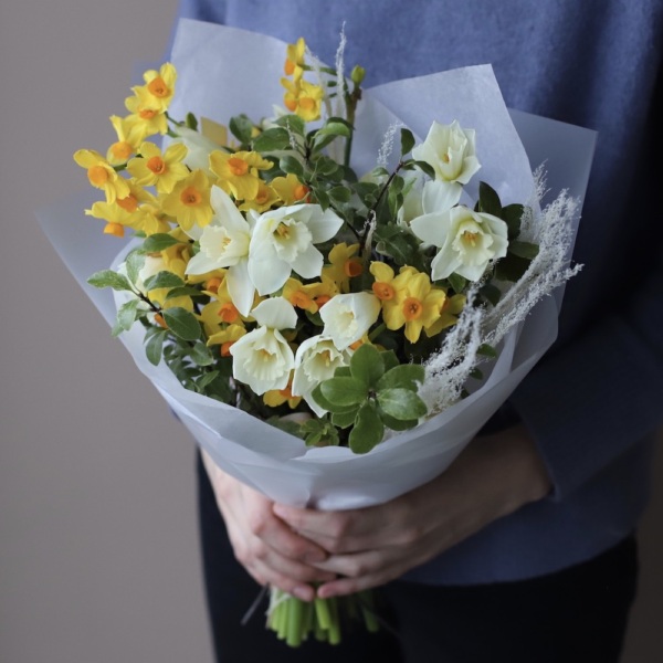 Daffodils with Dry flowers - Размер S