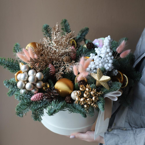 “New Year low hat box 'Champagne splashes'”