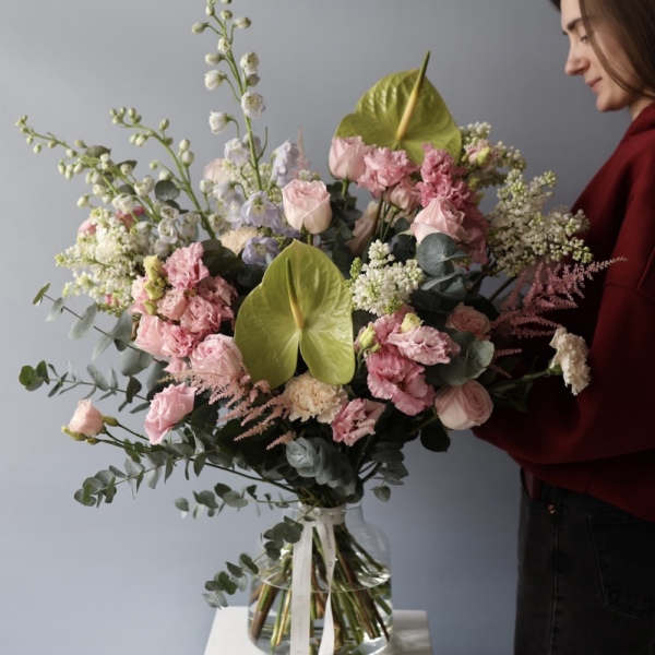 Watercolor bouquet in a vase - Размер L